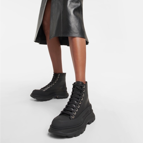 Alexander McQueen Black Leather Tread Slick Chunky Lug Sole Boot Sneaker 38.5 - Picture 12 of 13